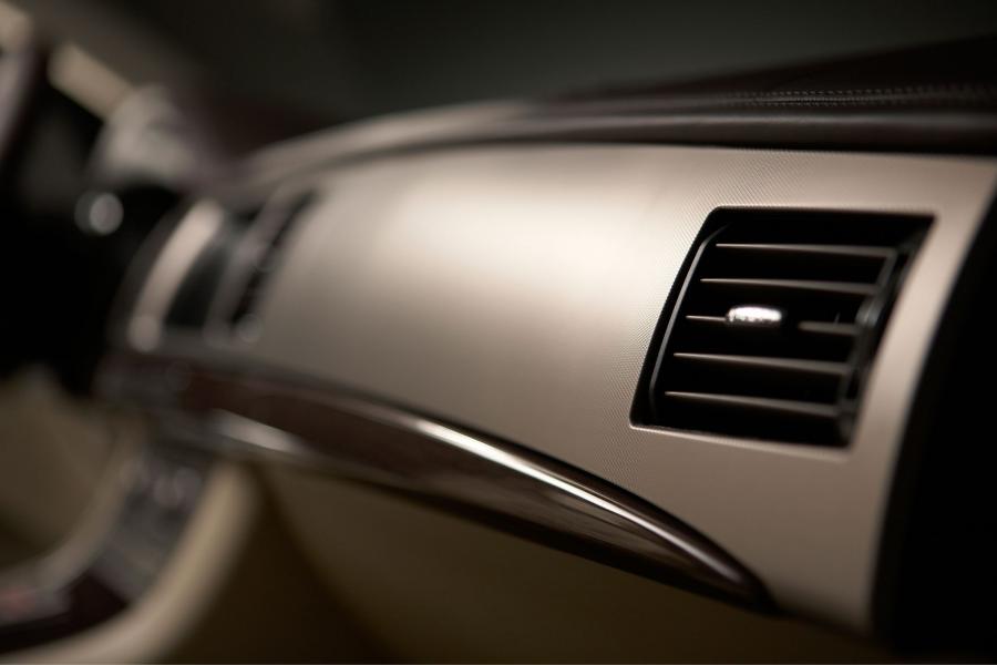  Jaguar XF 2008 года  (фото 28 из 175)